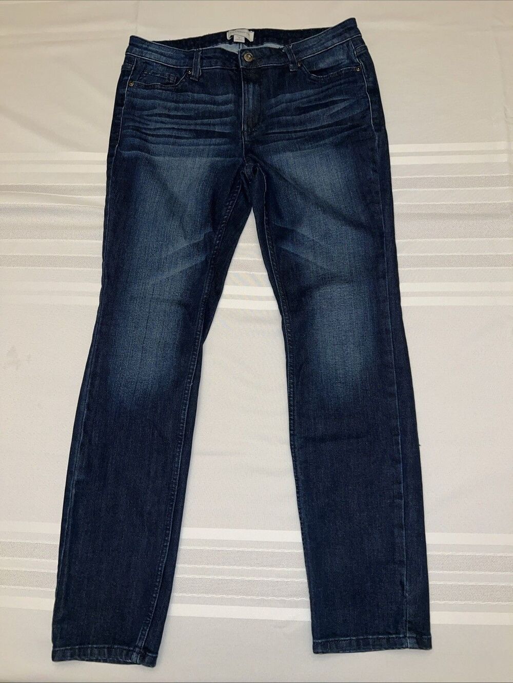 Liz Claiborne City Skinny Women's size 8 Dark Wash Blue Denim Jeans